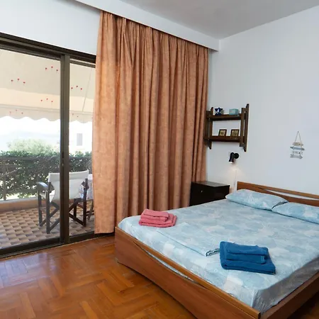 Serene Housecomplex,110m2 House By Marvellous Sea Mola Kalyva